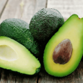 Fördelar och skador av avokado, konsumtionsgraden för kvinnor och män, egenskaper och sammansättning