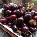 Opis a vlastnosti odrody Dyber cherry, výsadba a starostlivosť o ne