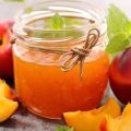 9 populiariausių persikų tyrės virimo žiemai namuose receptų