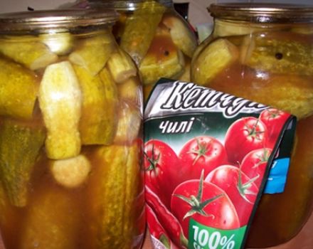 Recept för gurkor med chiljeketchup för vintern i literburkar