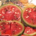 Das Rezept einer köstlichen Oma, wie man Wassermelonen in einem Fass für den Winter salzt