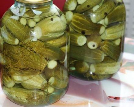 4 trin-for-trin-opskrifter på bedstemors sprøde pickles til vinteren