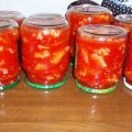 Paprasti receptai žiedinių kopūstų konservavimui pomidoruose žiemai