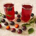 5 enkla recept för att göra körsbär plommonvin steg för steg hemma