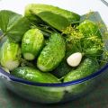 33 heerlijke en gemakkelijke recepten voor het maken van ingemaakte groenten voor de winter