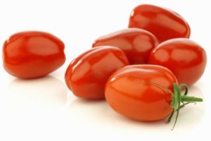 Productivité, caractéristiques et description de la variété de tomate Coq rouge