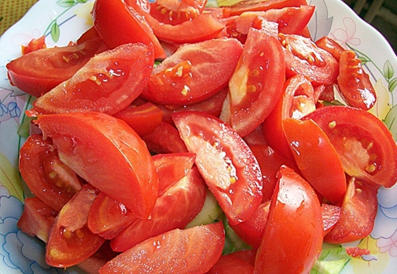 paradajkový šalát