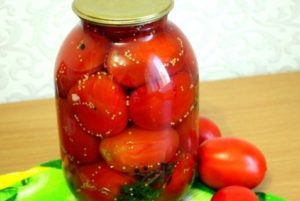 Recept för betning av tomater med senapsfrön för vintern