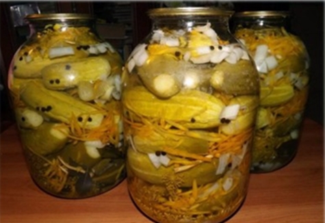 Tjeckiska gurkor med kryddor