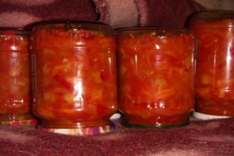 konservuotų pomidorų ir daržovių čiulpai