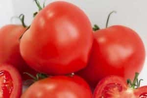 Beskrivning av Alhambra-tomatsorten, funktioner för odling och vård