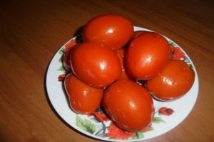 Beschrijving van het tomatenras Peto 86, zijn kenmerken en opbrengst