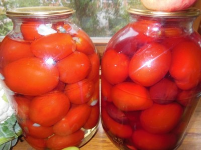 tomater och plommon