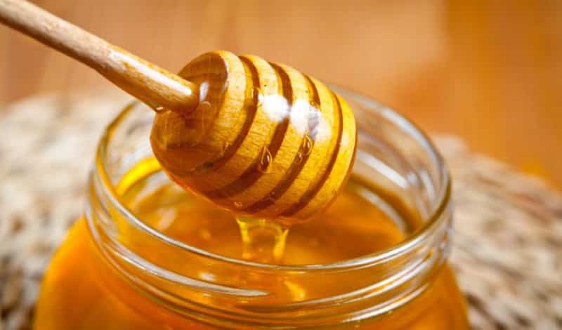 tekutý med