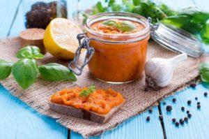 TOP 3-recept för att göra stekt squashkaviar för vintern