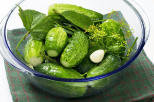 TOP 8-recept för kalla inlagda gurkor för vintern