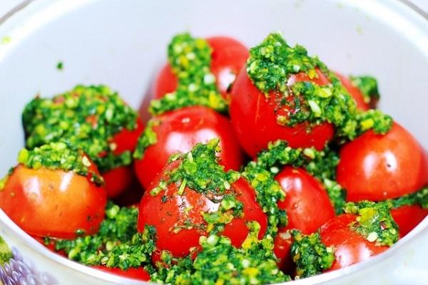 Gemüse auf Tomaten
