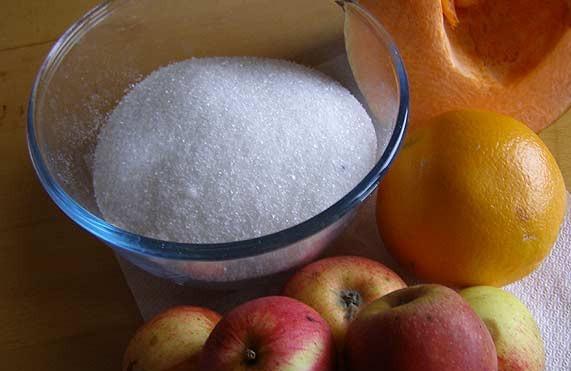 cukor és gyümölcs
