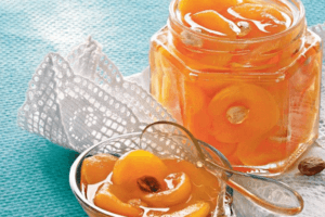 TOP 8 opskrifter til fremstilling af abrikos marmelade i skiver til vinteren