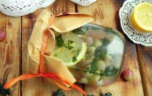 TOP 9 recepten voor het maken van kruisbessen Mojito-compote voor de winter