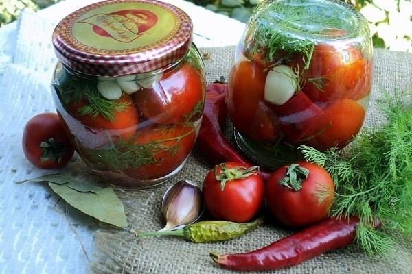 pikantné paradajky