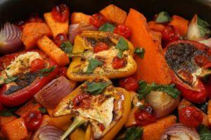 4 paprasti receptai keptų daržovių konservavimui žiemai