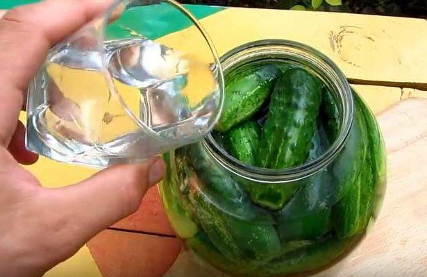 stapelen komkommers