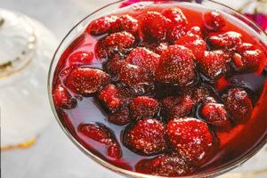 TOP 5 beste recepten om aardbeienjam te maken zonder bessen te koken