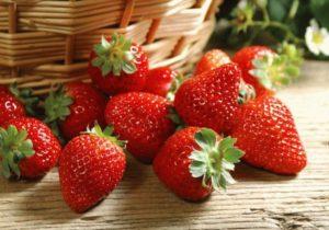 TOP 13 interessante recepten voor het bereiden van aardbeien voor de winter