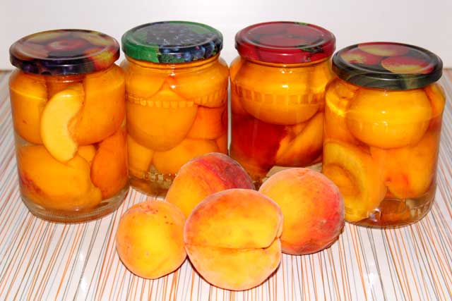 paprastas persikų riekelių receptas