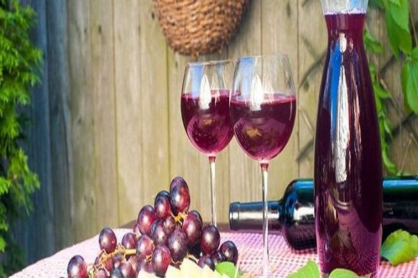 vin med druvor